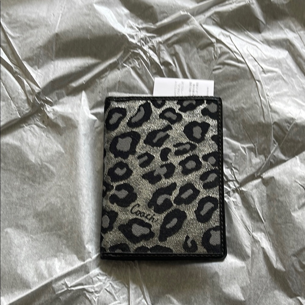 Coach Leopard Print Passport Case black & silver new